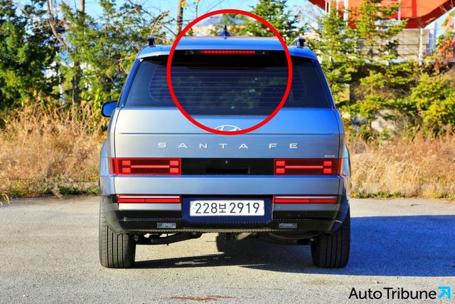 ▲싼타페 하이브리드(사진=오토트리뷴 DB)