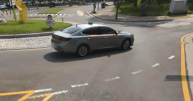 ▲점선이 있는 회전교차로 (사진=네이버지도)