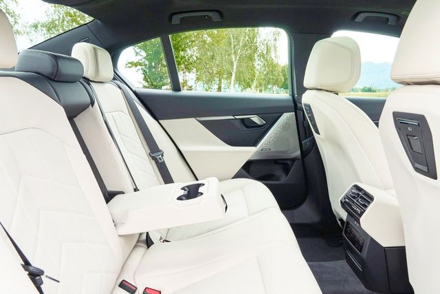 ▲5시리즈(사진=BMW)