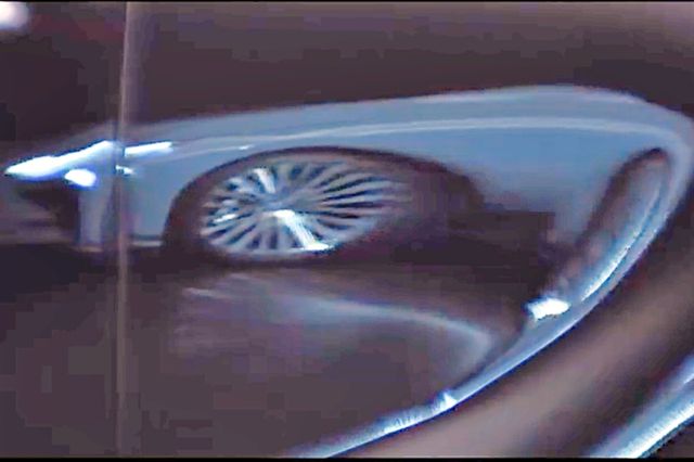 ▲티저 영상 속 신형 ES(사진=렉서스)