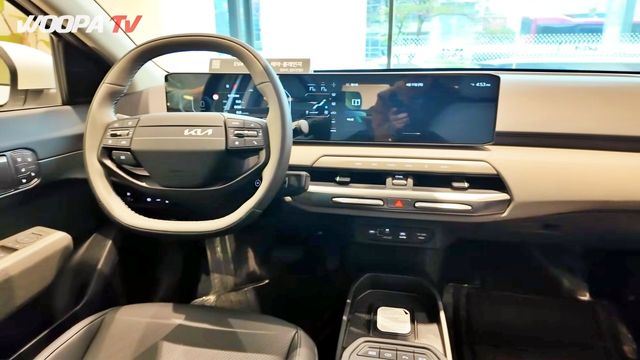 ▲기아 EV4 에어 트림(사진=유튜브&nbsp;‘우파푸른하늘Woopa TV’)