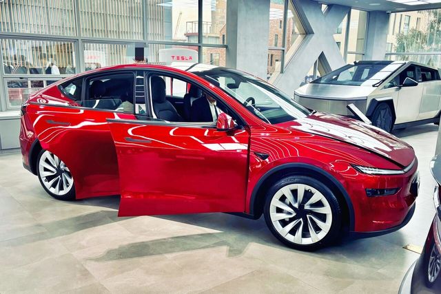 ▲테슬라 신형 모델 Y(사진=다모앙)