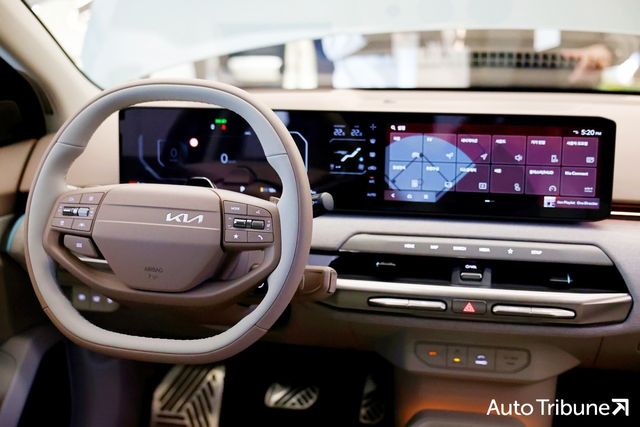 ▲기아 EV4 1열 실내(사진=김동민 기자)