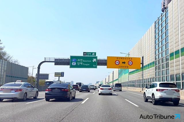 참고사진, 고속도로를 달리는 모습 /사진=이서호 기자