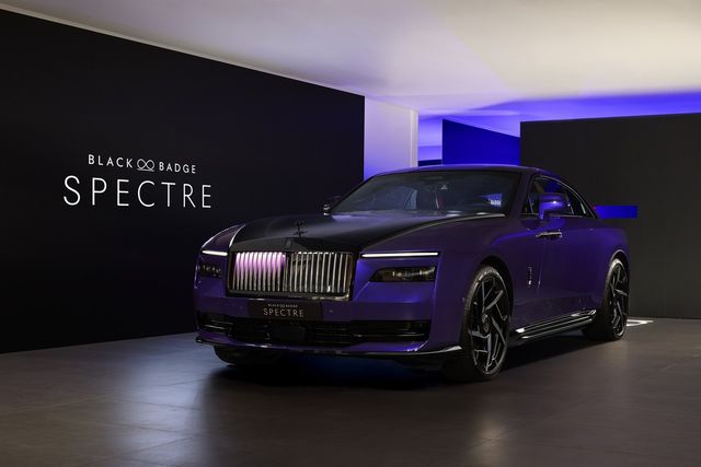 블랙 배지 스펙터/사진=롤스로이스모터카