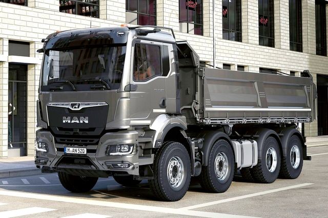 참고사진, TGS 덤프트럭 /사진=만