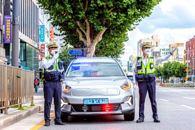 참고사진, 기아 니로 EV 암행순찰차 /사진=인터넷 커뮤니티