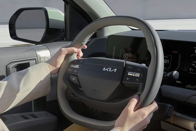 EV3 스티어링 휠 그립 감지/사진=기아