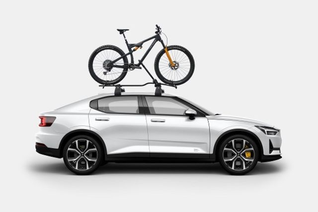 '투르 드 경남 2025'에 차량을 지원하는 폴스타/사진=폴스타코리아