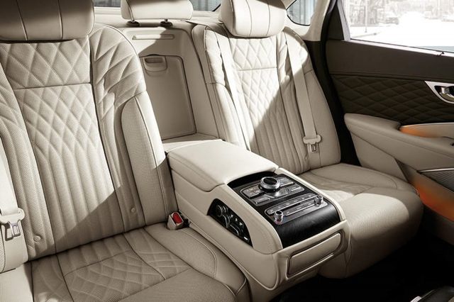 제법 좋은 기아 K9의 뒷좌석 /사진=기아