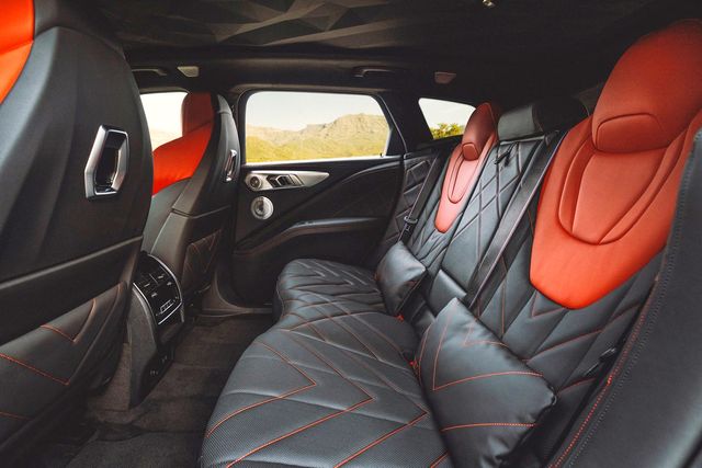 참고사진, XM 레이블 레드/사진=BMW