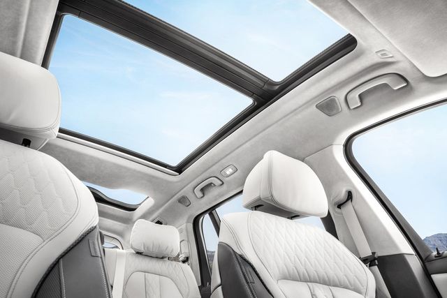 참고사진, X7 실내/사진=BMW