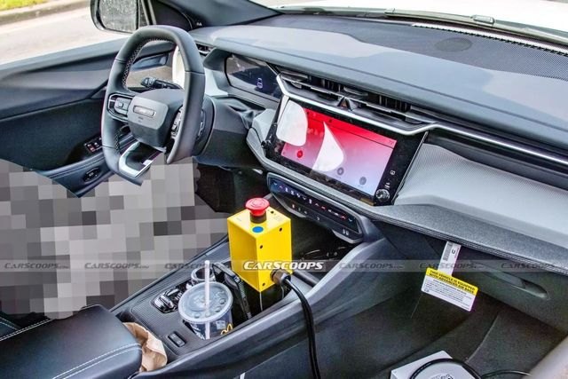 지프 신형 체로키 스파이샷 /사진=Carscoops