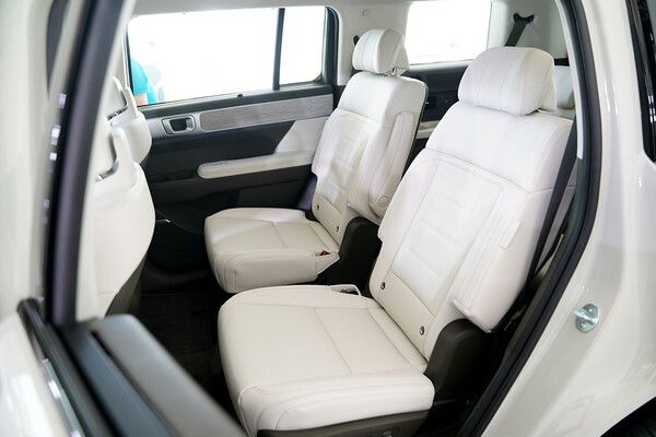 현대 싼타페 6인승 2열 시트/사진=View H