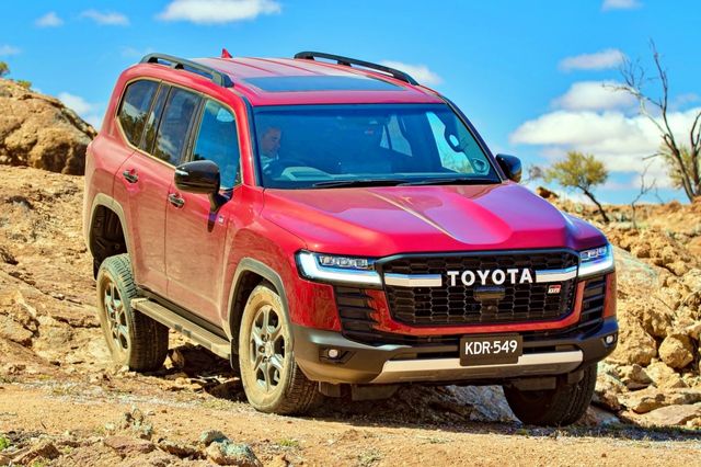 랜드크루저 300 하이브리드 GR 스포트 /사진=토요타