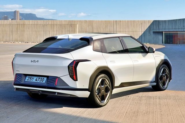 ▲EV4(사진=기아)