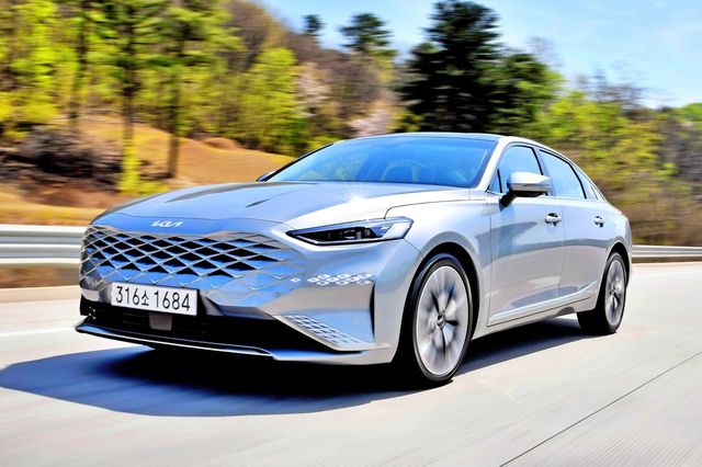 초기형 K8 /사진=기아