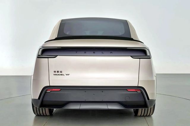 테슬라 모델 Y 롱 휠베이스 /사진=중국 공업정보화부