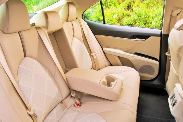 8세대 캠리 하이브리드 /사진=토요타