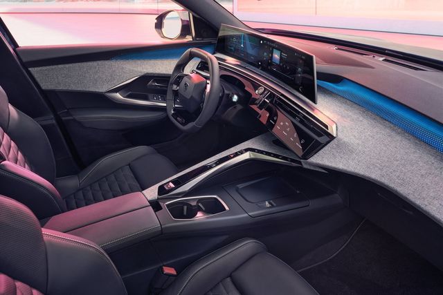 ▲E-3008 SUV(사진=푸조 )