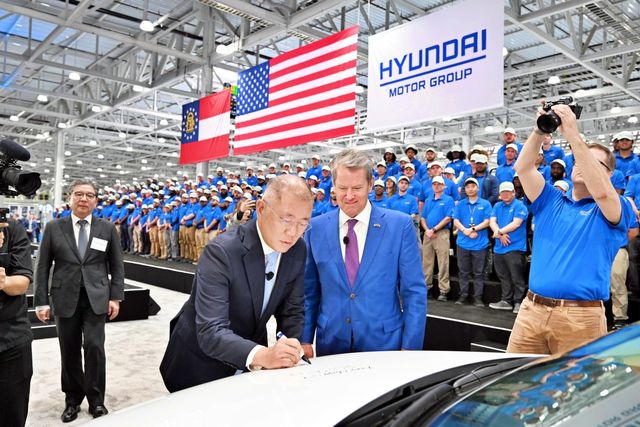 메타플랜트 아메리카 준공식에 참여한 정의선 현대차그룹 회장 /사진=현대차