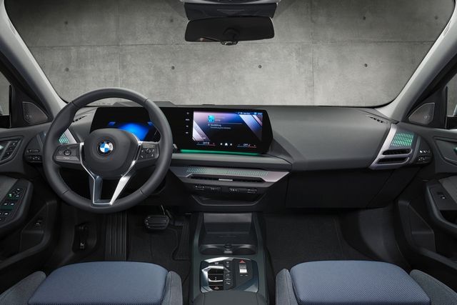1시리즈 실내/사진=BMW