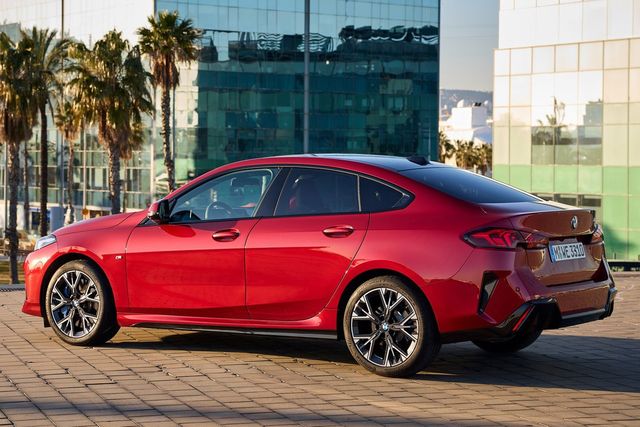 2시리즈/사진=BMW