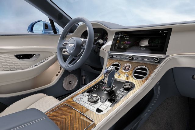 컨티넨탈 GT 아주르 실내/사진=벤틀리모터스코리아