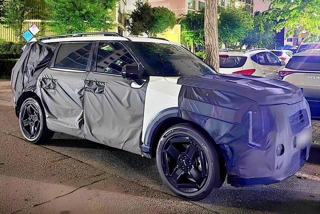 기아 신형 텔루라이드 스파이샷 /사진=테슬라 클럽 코리아