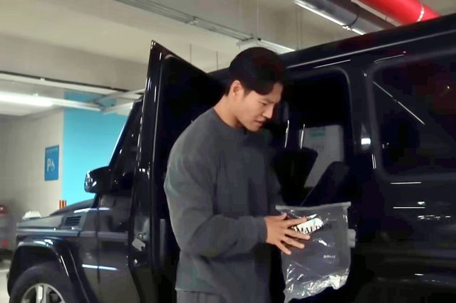 김종국이 현재 소유 중인 2014년식 메르세데스-벤츠 G클래스 /사진=유튜브 '김종국 GYM JONG KOOK'