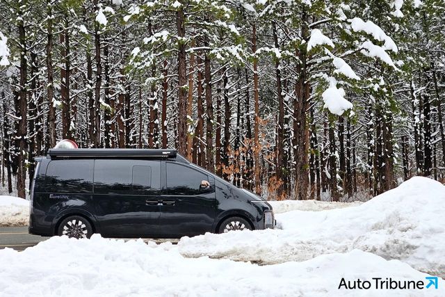 참고사진. 현대 스타리아 라운지 사륜구동 기반의 유로밴 캠핑카 /사진=양봉수 기자