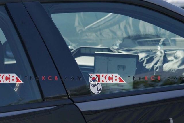 플레오스 커넥트가 적용된 신형 아반떼 스파이샷/사진=KCB