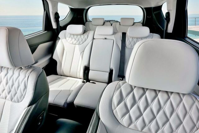 4세대 후기형 더 뉴 싼타페 하이브리드 /사진=현대차