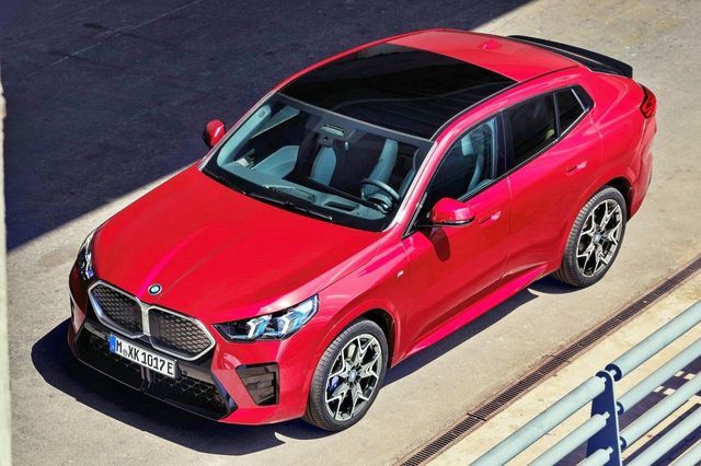 iX2 /사진=BMW