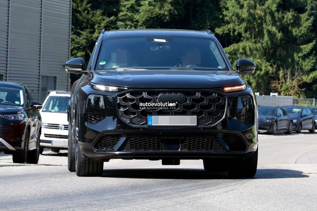 아우디의 신형 Q7 스파이샷 /사진=Autoevolution