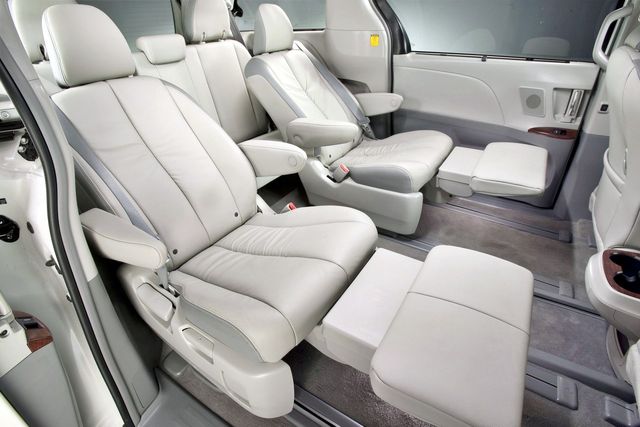 3세대 후기형 시에나 /사진=토요타