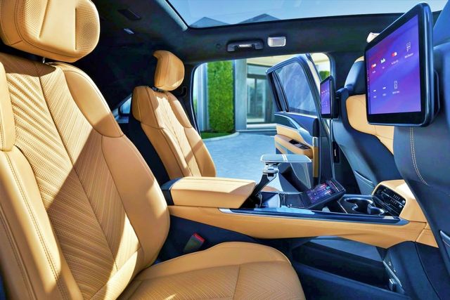 에스컬레이드 IQ /사진=캐딜락