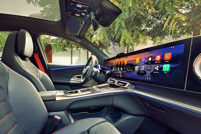 GLC 위드 EQ 테크놀러지 /사진=메르세데스-벤츠