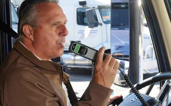 음주운전 방지 측정기 /사진=온라인 커뮤니티