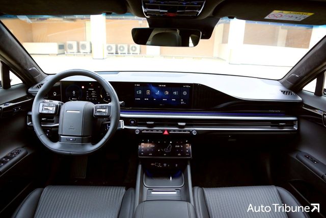 현대 그랜저 블랙잉크 실내 /사진=오토트리뷴 DB