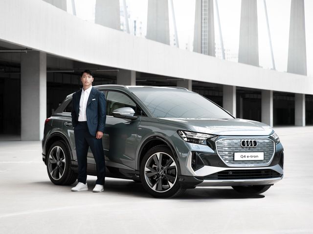 아우디 Q4 40 e-트론과 황희찬 /사진=아우디코리아