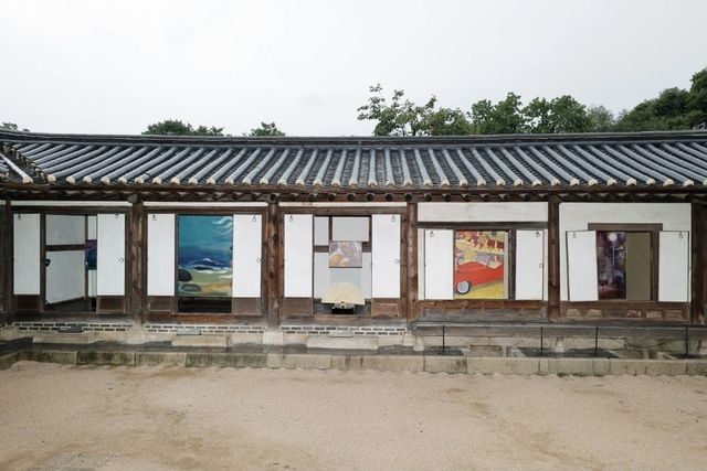 포르쉐코리아, 창덕궁에서「K-헤리티지 아트展, 이음의 선(線)」전시 개막 /사진=포르쉐코리아