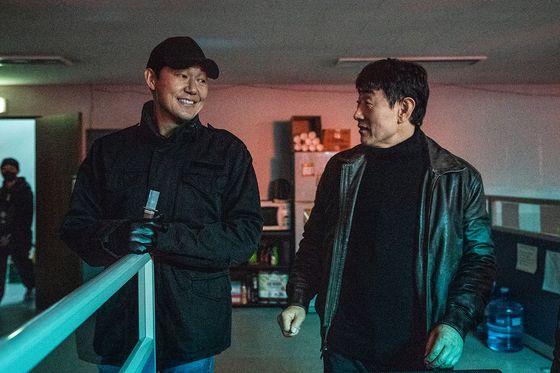 넷플릭스 사냥개들 제공