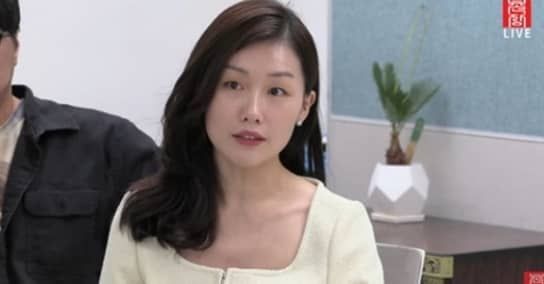 '나는 솔로 16'기 영숙 라이브 방송 사진 / 출처 - 유튜브 촌장 엔터테인먼트