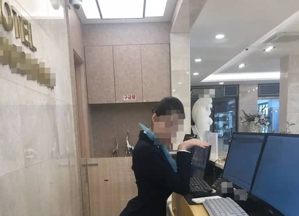 최근 '나 혼자 산다'에 PPL 논란이 되었던 호텔의 전 근무자이자 JMS 신도자의 폭로가 화제 중이다. / 출처 - 온라인 커뮤니티, 독자제공