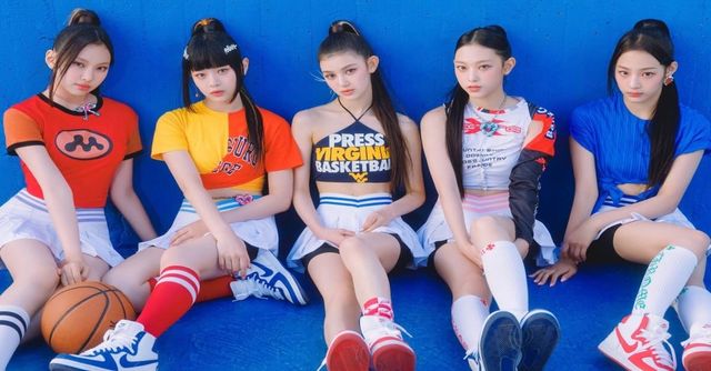 뉴진스는 '2023 MAMA'에서 '디토(Ditto)'로 '올해의 노래상'과 '올해의 가수상'을 받으며 '대상 2관왕'을 자랑했다. 출처-하이브