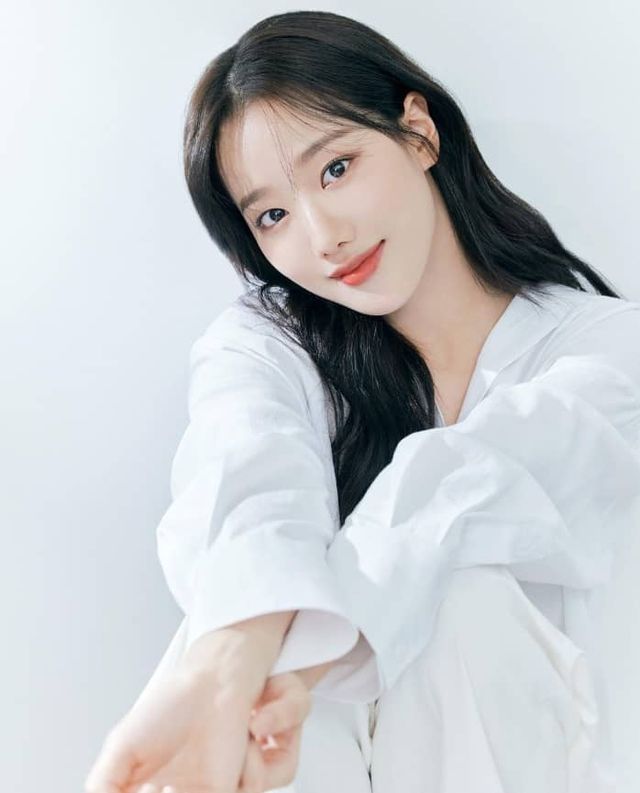 이나은 / 이나은 인스타그램