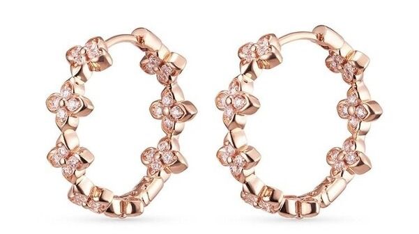 랩 다이아몬드를 사용한 '14k 퓨어블라썸 샤인 링 귀걸이' /도로시주얼리&nbsp;