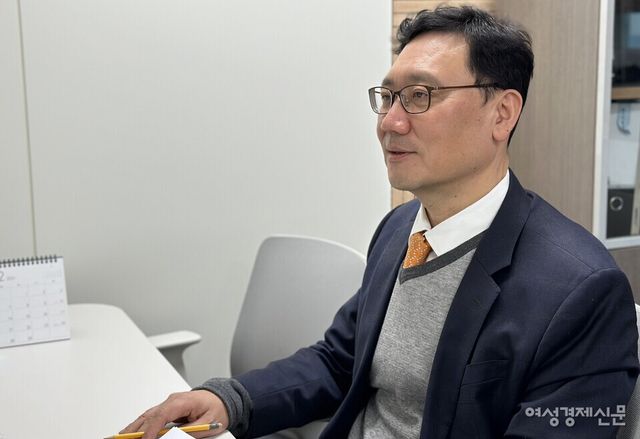 박 대표는 평화로운 노년을 보내는 방법은 노후를 위해 꼭 필요한 자금만 빼고 하루빨리 자녀에게 증여하는 것이라고 말했다. /김정수 기자