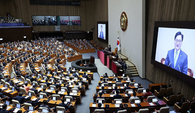 우원식 국회의장이 지난 2일 서울 여의도 국회 본회의장에서 열린 제22대 국회 개원식 겸 제418회국회(정기회) 개회식에서 발언하고 있다. /연합뉴스